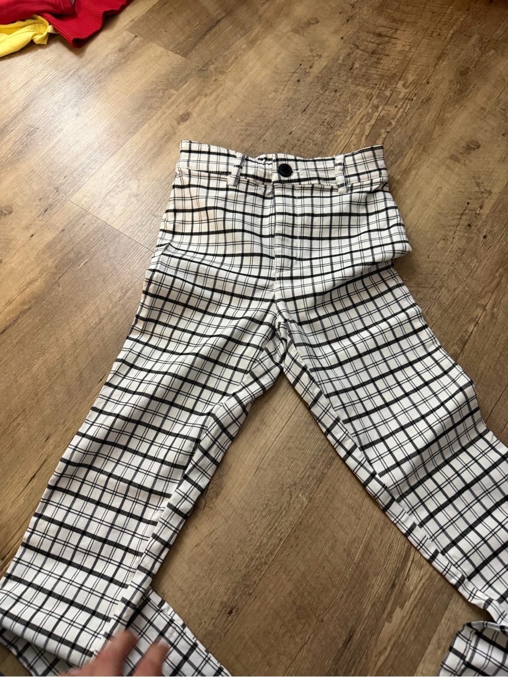 Women’s pants - Picture 2 of 3